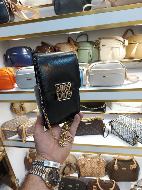 کیف زنانه رودوشی زنجیری مشکی مجلسی BP- 1899